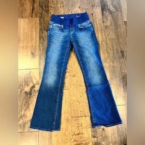 Gap maternity jeans